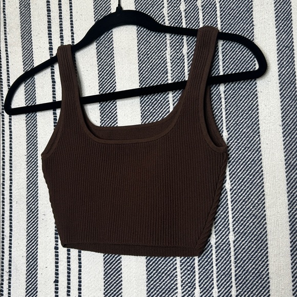 Aritzia Babaton Brown Mocha Knit Sculpt Crop Tank - Picture 2 of 5